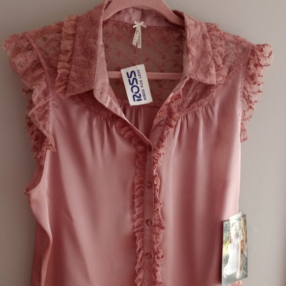 'LAPIS' Dusky Pink Cap Sleeve Lace Blouse Size XL NWT - Picture 1 of 15